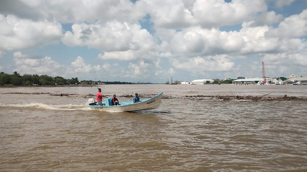 Río Pánuco alcanza 6.90 metros; faltan 40 cm para nivel crítico en Veracruz y Tamaulipas