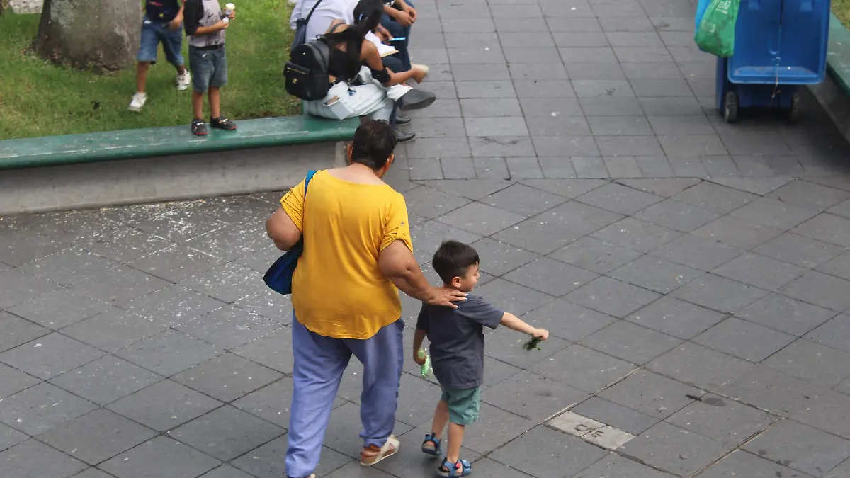 JMC-SIEMPRE ESTÁN PRESENTES EN LA VIDA DEL MENOR