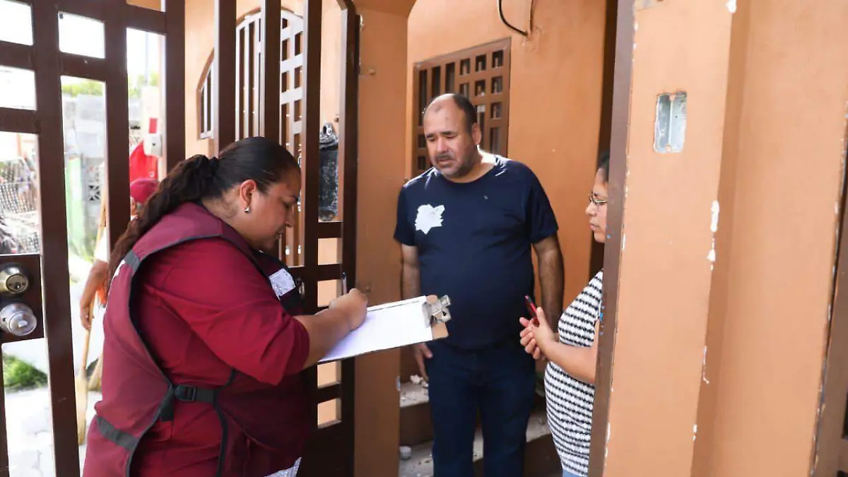 Censan a vecinos afectados por la explosión en la colonia Infonavit de Nuevo Laredo, Tamaulipas