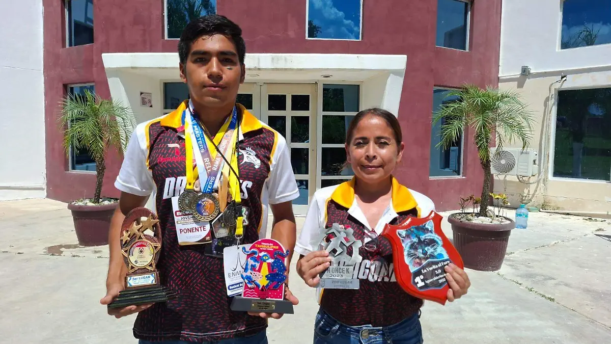 La coach Yabeth ha sido una pieza clave en el progreso de David