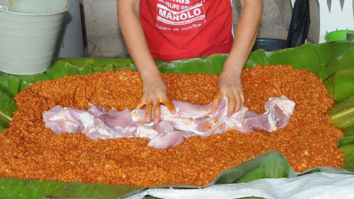 El zacahuil es descrito como un tamal gigante