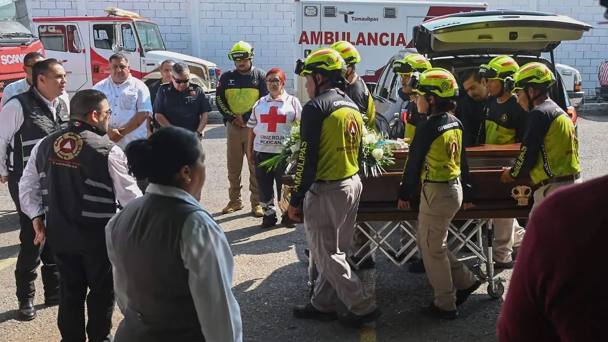 Su dedicación y pasión por salvar vidas permanecerán siempre en la memoria de sus compañeros y familiares