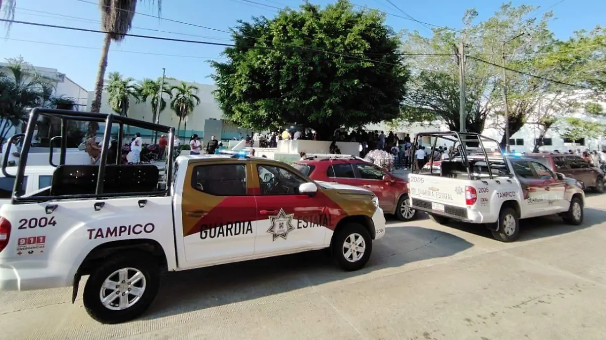 Desesperación por vacuna BCG: familias esperan hasta 17 horas en Tampico
