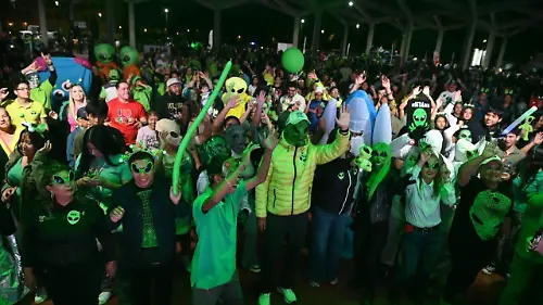 La playa de los extraterrestres Madero consolida su título con Récord Guinness Alejandro del Ángel (1)