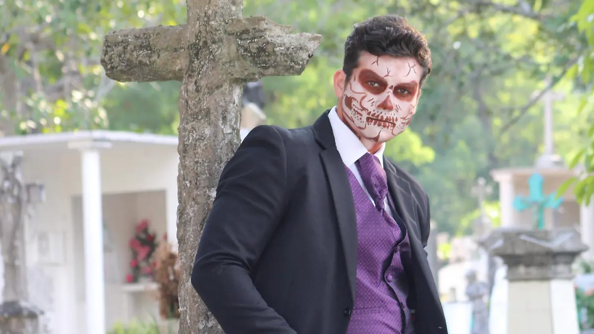 Ernesto Robles se sumó a la sesión que buscaba transmitir una historia de amor, elegancia y muerte