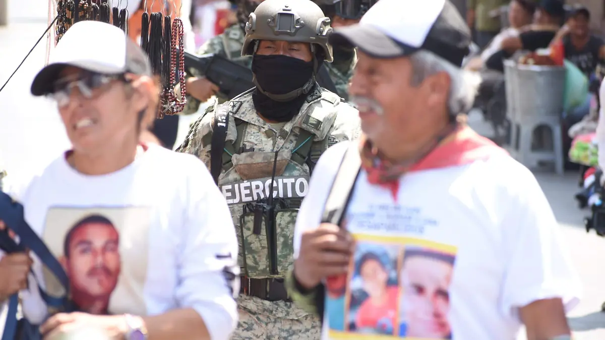 Elvia tiene a su hijo Rosvelt en el listado de recompensas sin que nunca hayan recibido información sobre su paradero 