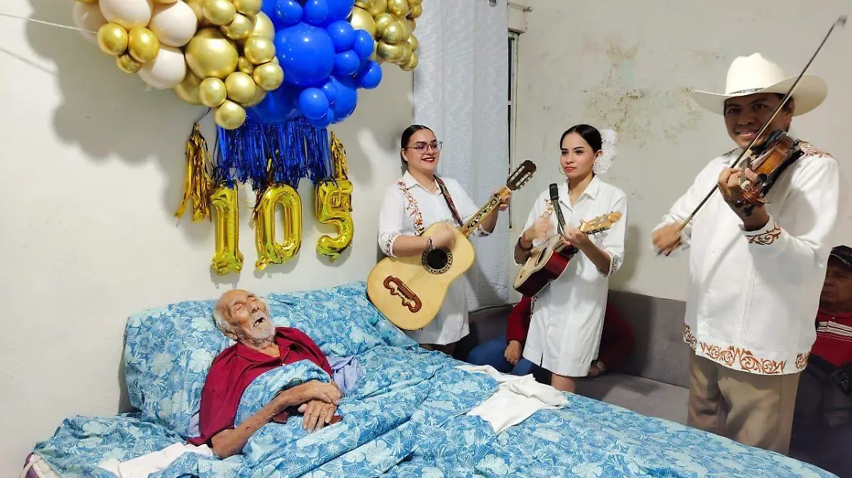 Don Santos MUSICA DE HUAPANGO