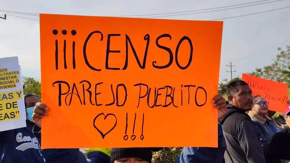 Habitantes de El Higo mantienen cierre total en demanda de apoyos por inundaciones