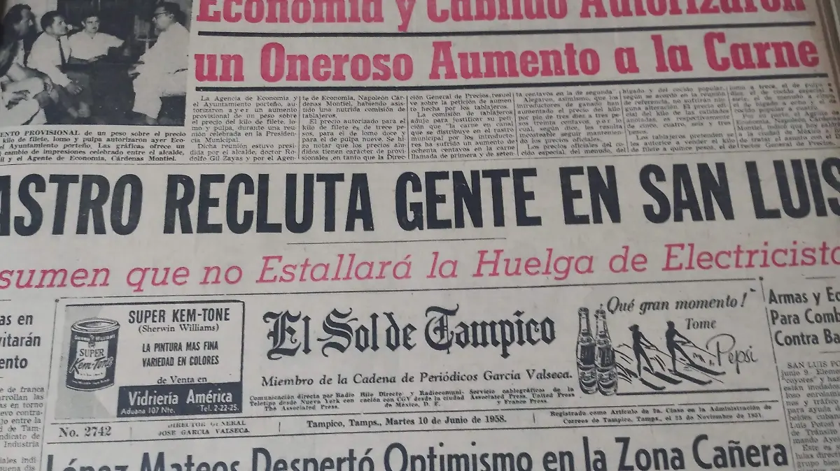 Otra noticia que salió es que Fidel Castro reclutaba gente desde San Luis 