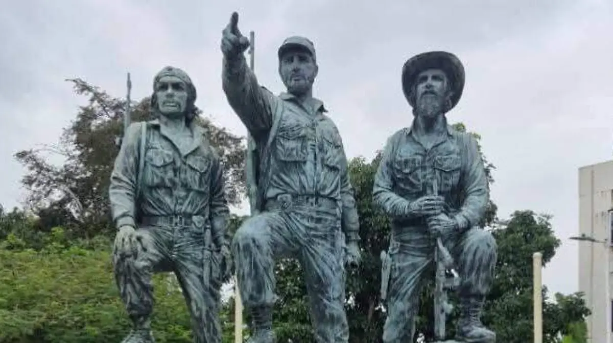 Monumento a Fidel y la Revolución Cubana en Tuxpan  