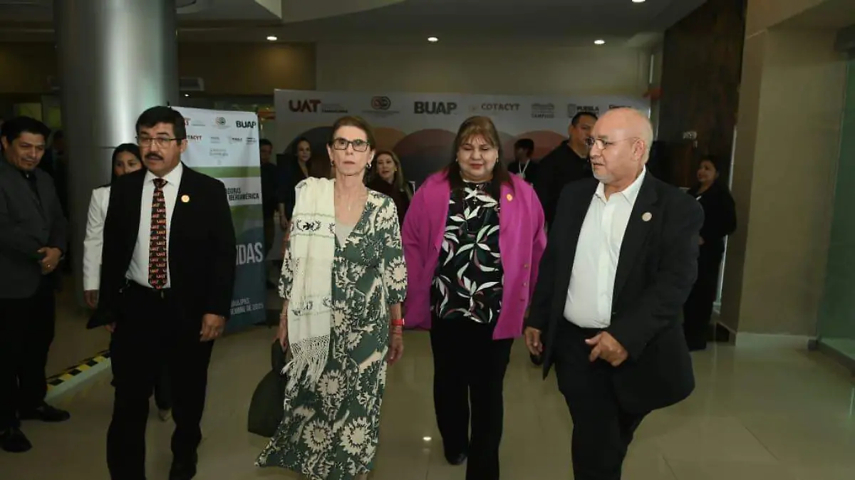 Annie Pardo, investigadora emérita de la UNAM dictó una conferencia magistral en la UAT Campus Sur
