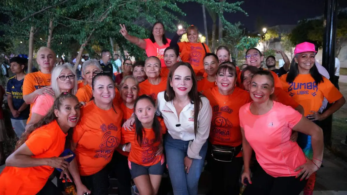 La alcaldesa de Nuevo Laredo, Carmen Lilia Canturosas, encabezó la puesta en marcha de la Plaza de la Mujer
