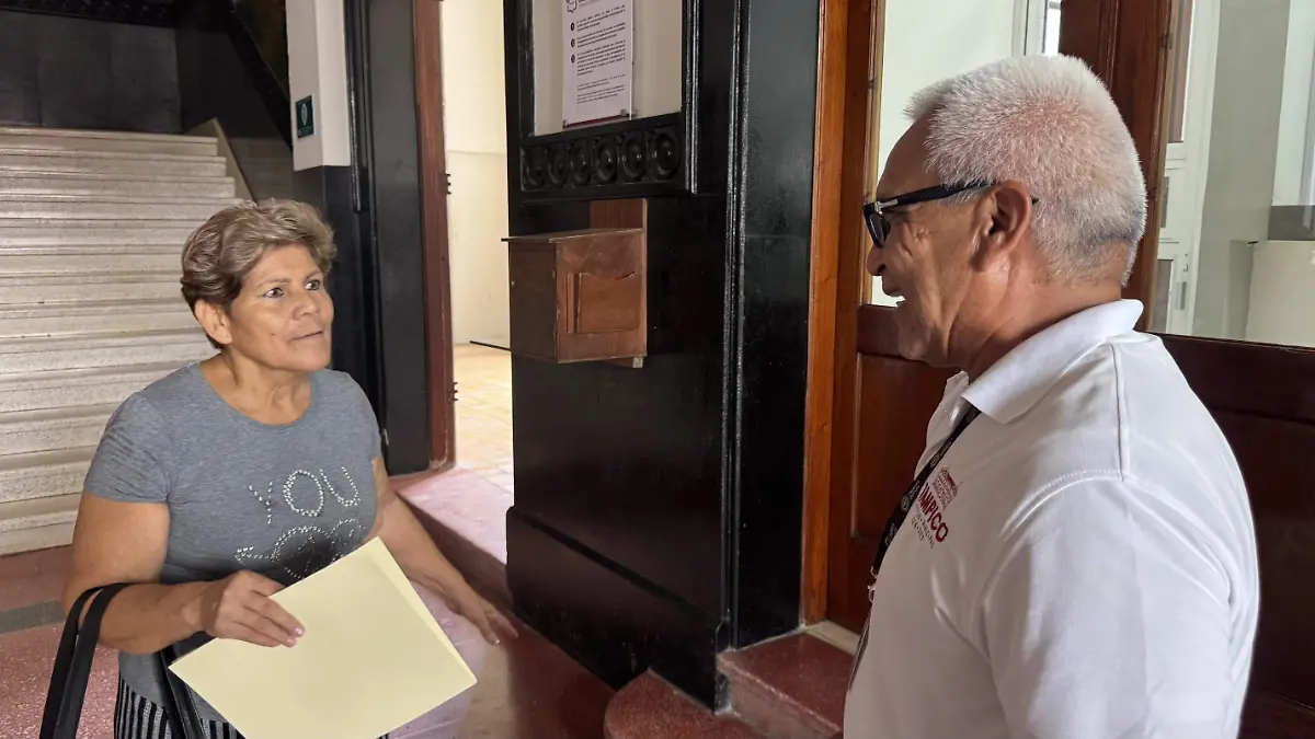 Constantino considera a la amabilidad un factor clave para hacer frente al estrés que puede provocar realizar trámites administrativos