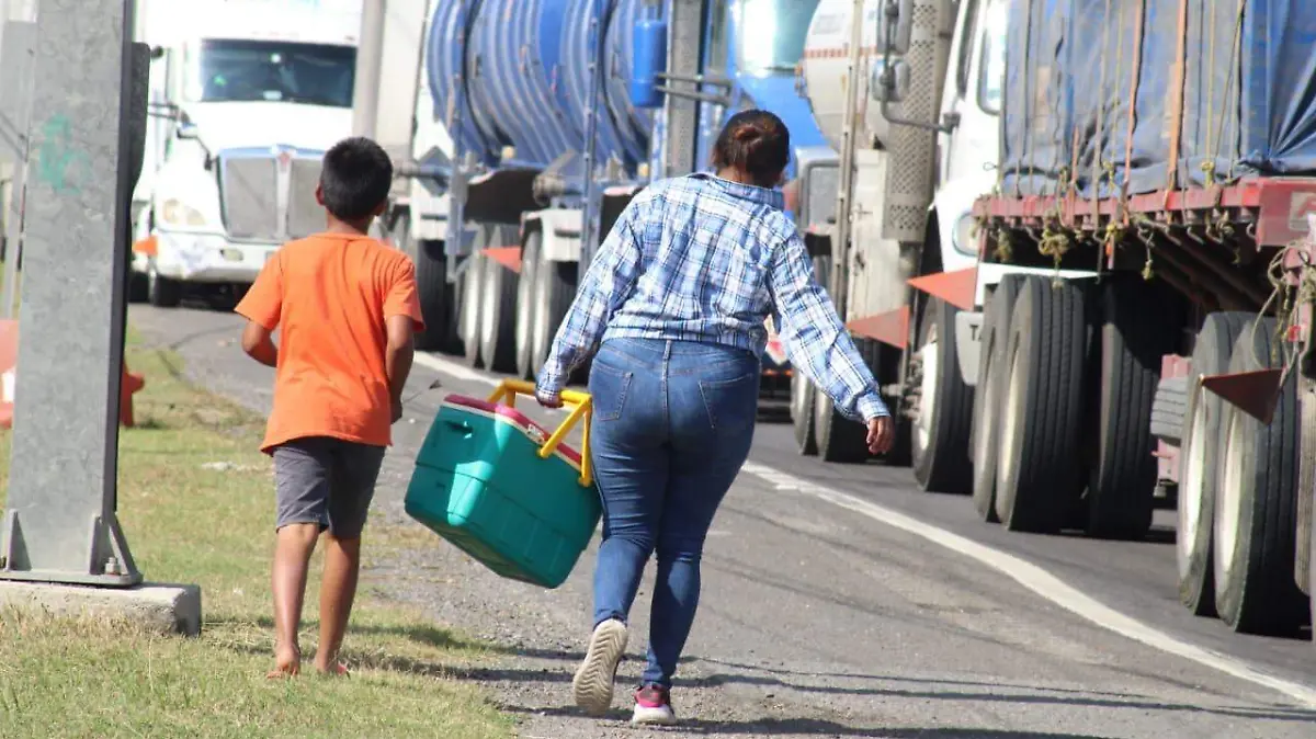 WhatsApp Image 2025-11-24 at 2.40.05 PM (2)