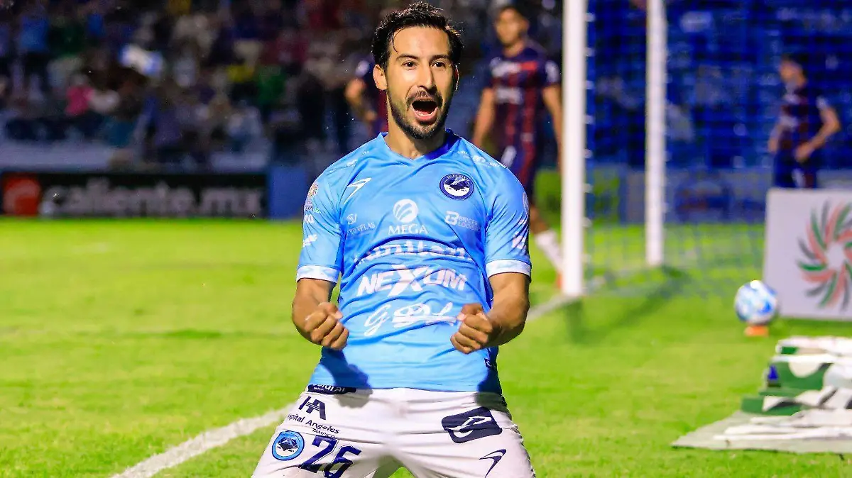 Letal y decisivo; así es Edu Pérez, el MVP que impulsó a la Jaiba Brava al campeonato