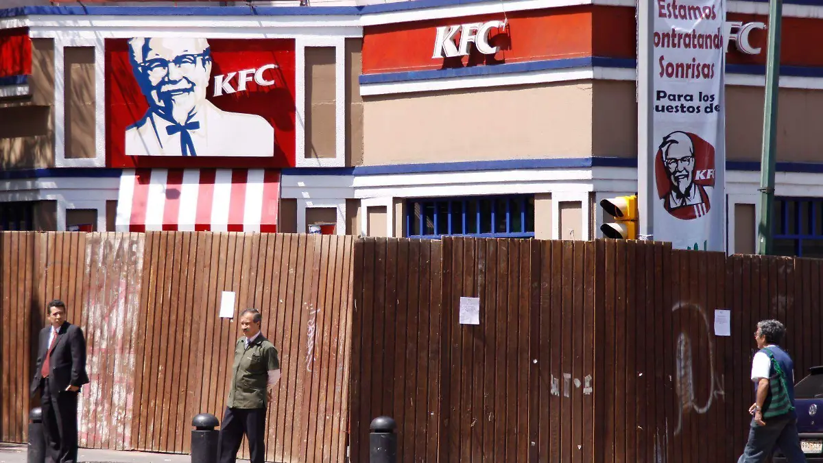 225396_Cercas Avenida Juarez_web