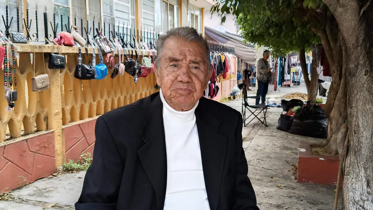 El presidente de Federación de Uniones de Locatarios y Tianguistas, Pedro Portillo Bahona