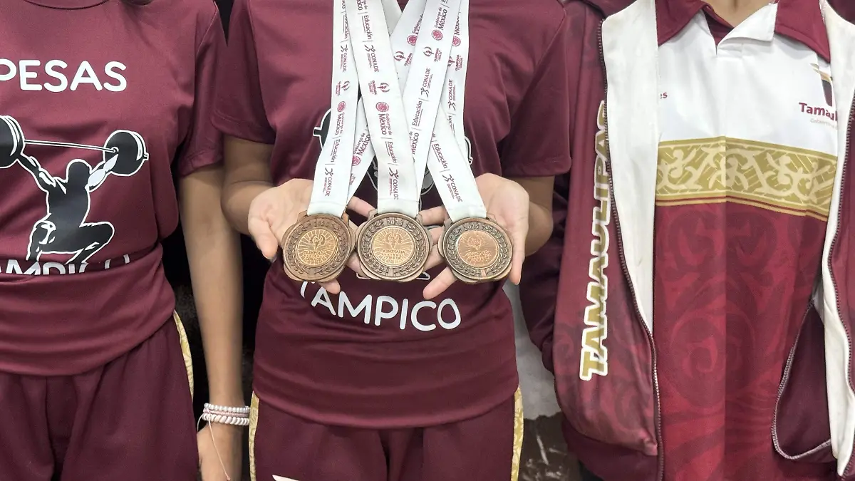 Con más de 80 kilos levantados y una medalla nacional de bronce, Hillary Noemí Barra se perfila como una de las jóvenes promesas