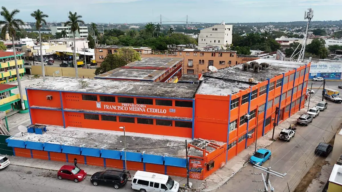 WhatsApp Image 2025-12-16 at 17.02.19