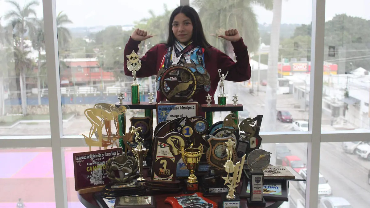 A sus tan solo 13 años de edad ha conseguido reconocimientos nacionales en múltiples ocasiones 