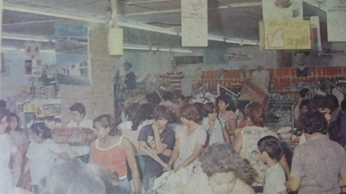 Las primeras tiendas de autoservicio en el sur de Tamaulipas también se abarrotaban previo al 31 de diciembre