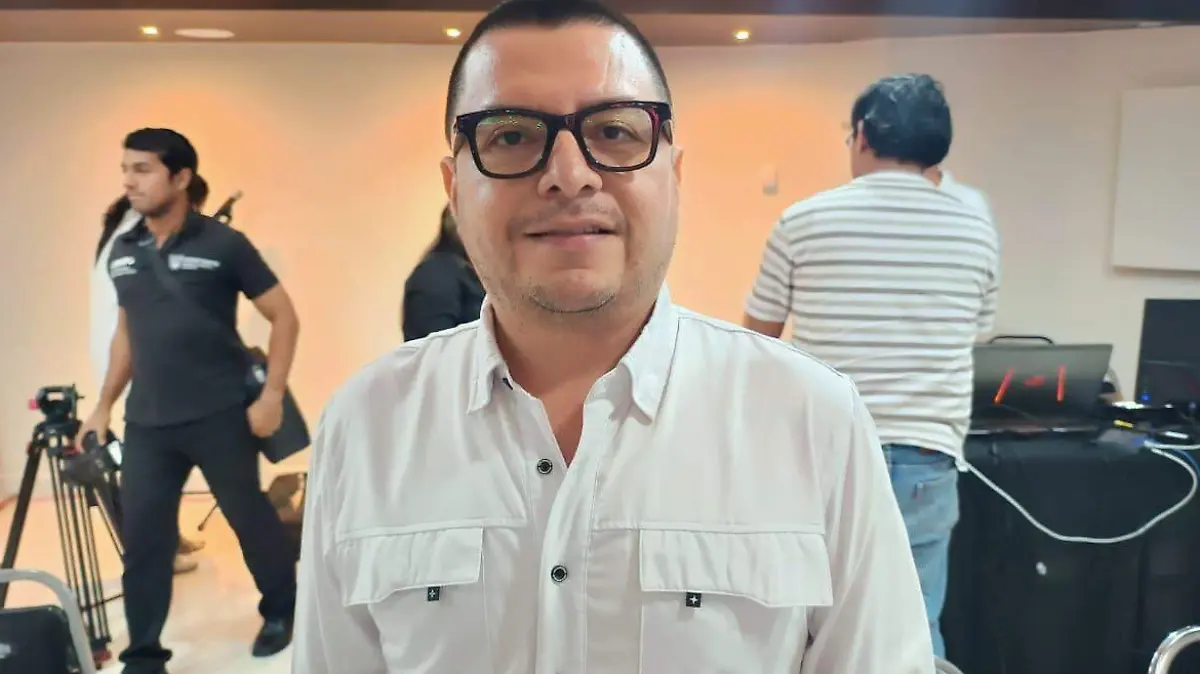 Azael Portillo, secretario general del SUTSHA
