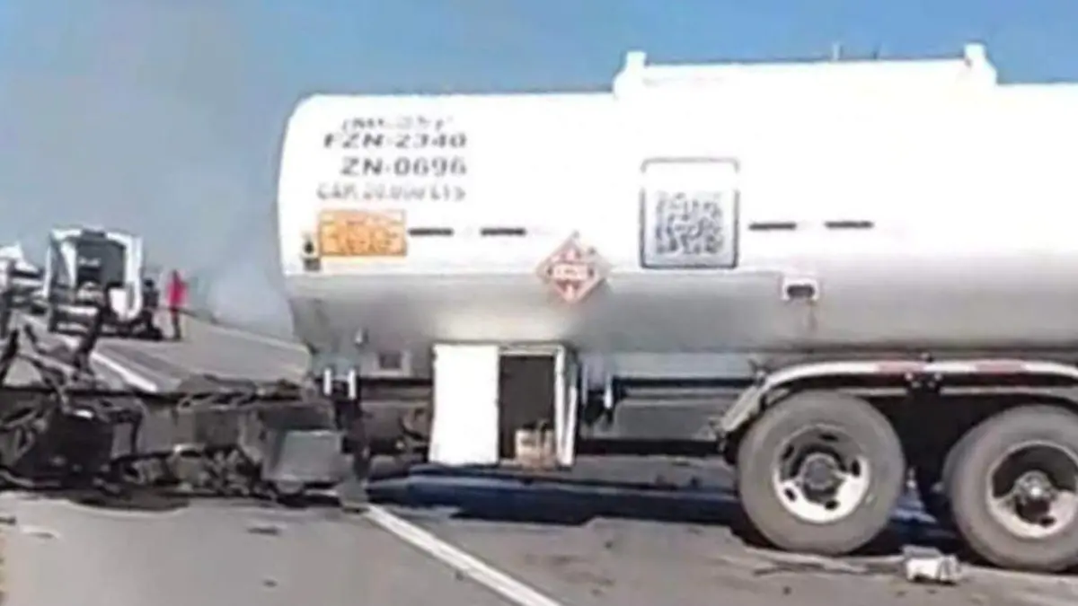 Impactante choque en la Victoria–Zaragoza deja víctimas calcinadas