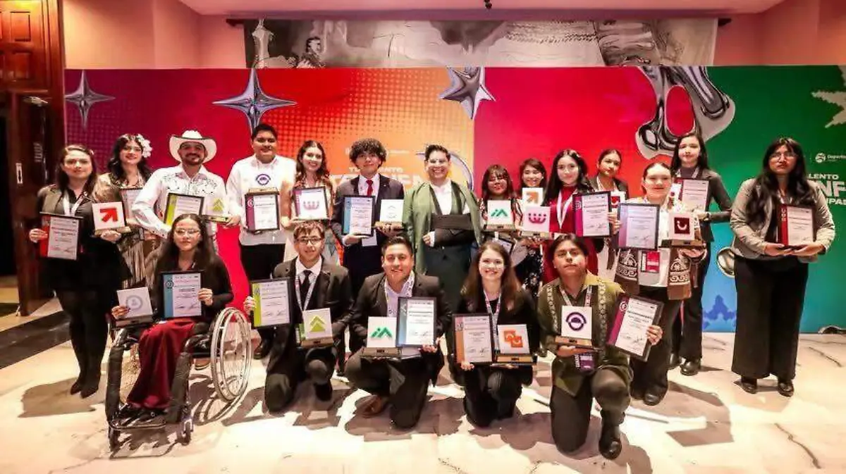 CLÍO ACOSTA reconocimiento