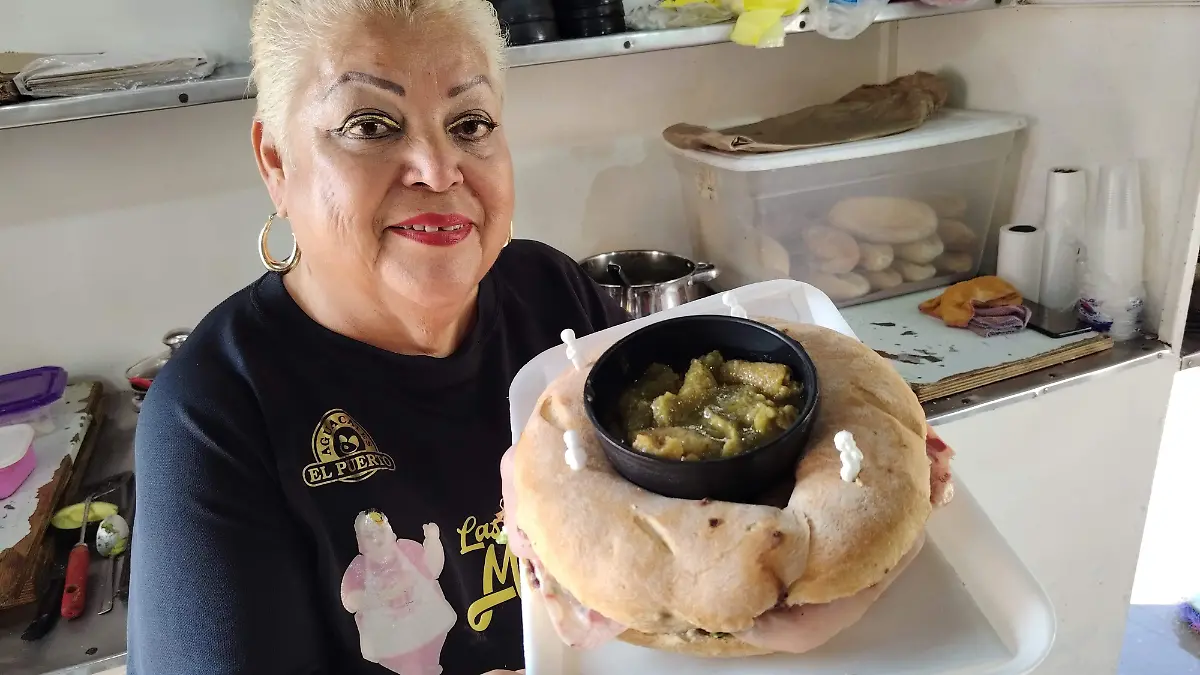 El Día de Reyes también se come salado, rosca de tortas de la barda cumple seis años