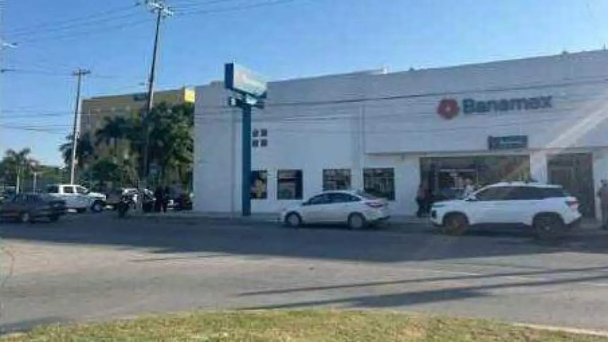 Tras la llamada al 911, personal de la Guardia Estatal y de la Policía Investigadora de Tamaulipas arribaron al lugar de los hechos