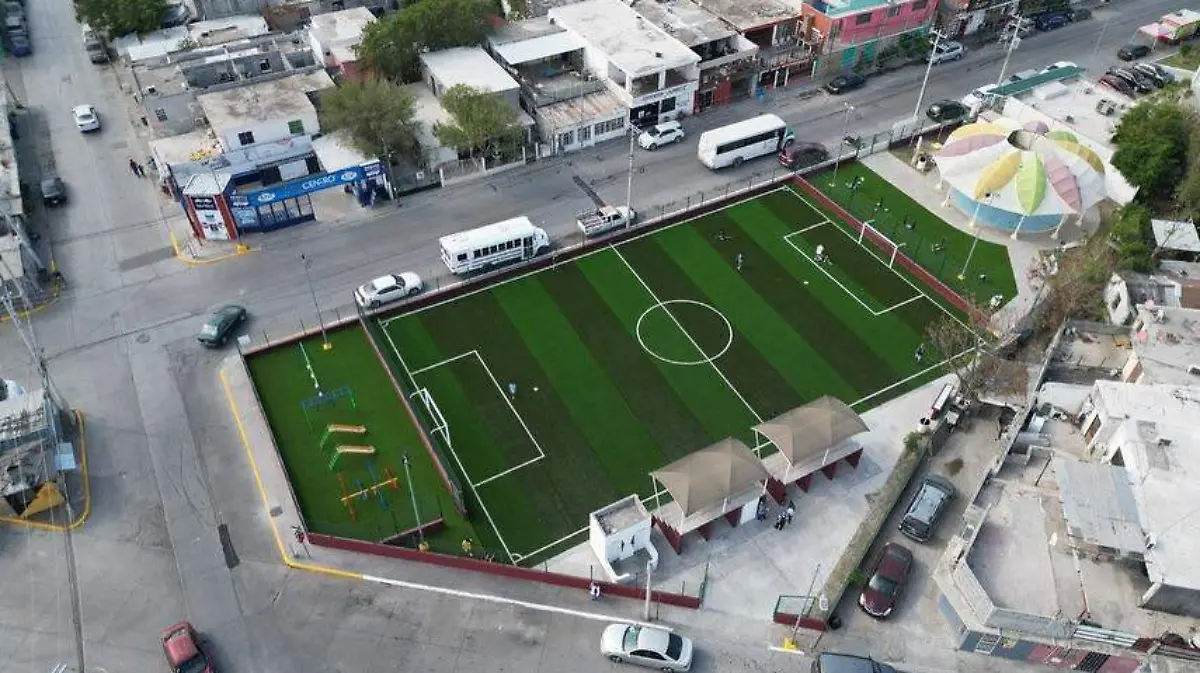 611624001_18310711237301980_1490168923107247273_n