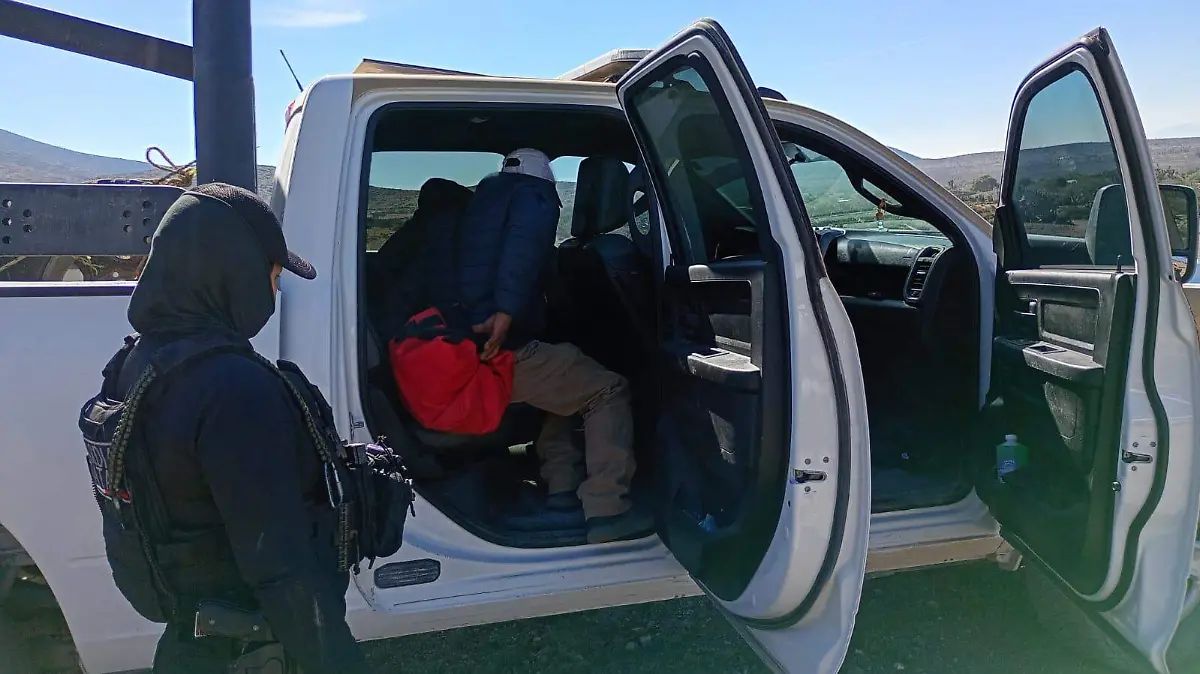 Localizan con vida a pareja desaparecida en la Sierra de Bustamante, Tamaulipas