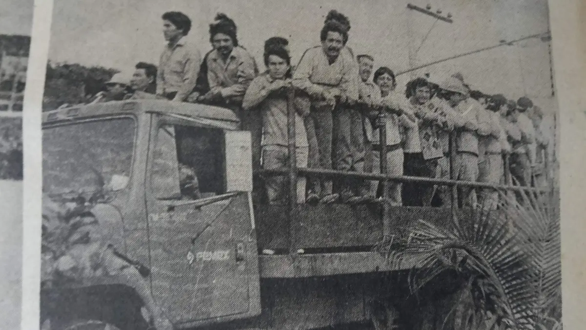 El 10 de enero, los trabajadores abandonaron la Refinería Francisco I. Madero para congregarse en la Asamblea de la Plaza Civíca de Ciudad Madero a las 12:00 horas