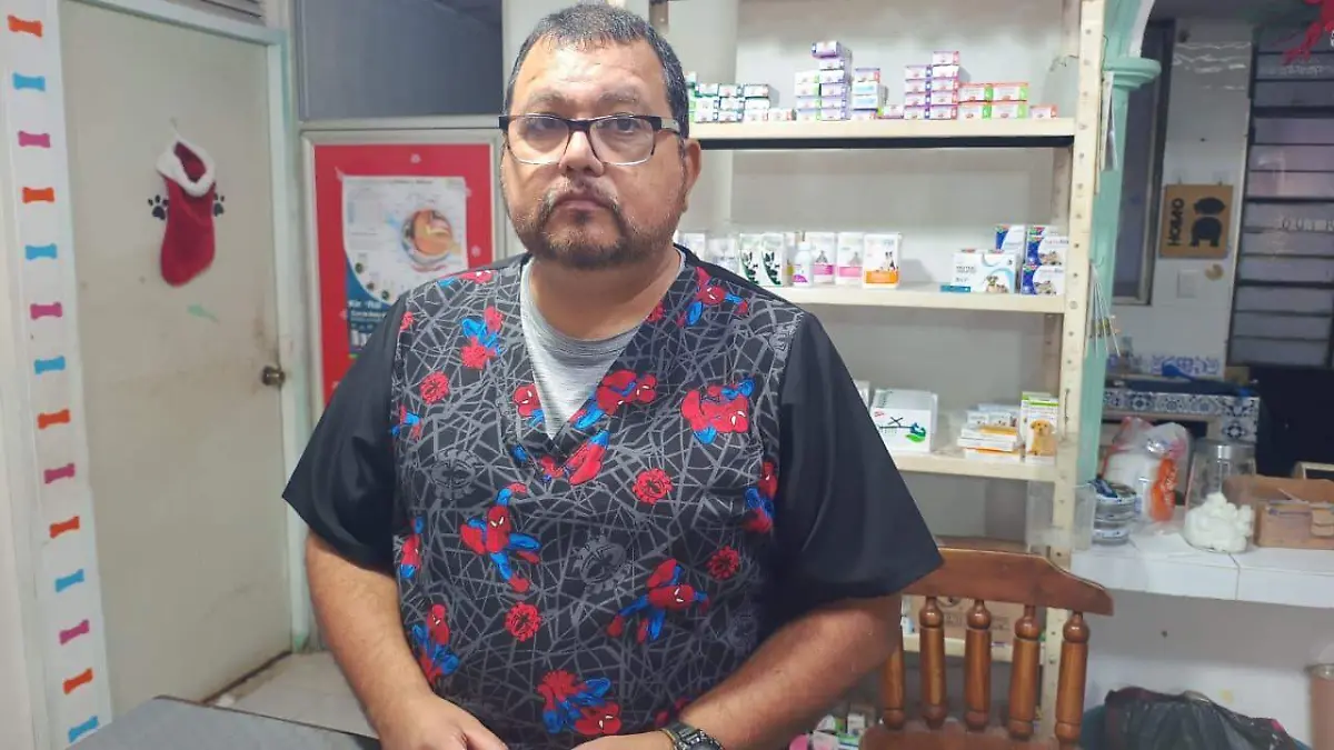 Arturo Segura, M.V.Z tomará una capacitación contra la plaga en Nuevo León