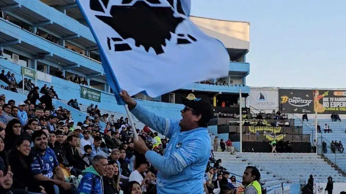 Warrior agradece el apoyo de la afición celeste de Tamaulipas