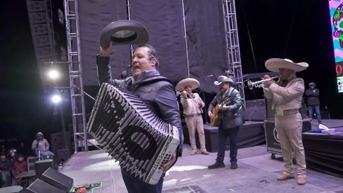 JMC-EL CONCIERTO DE PESADO