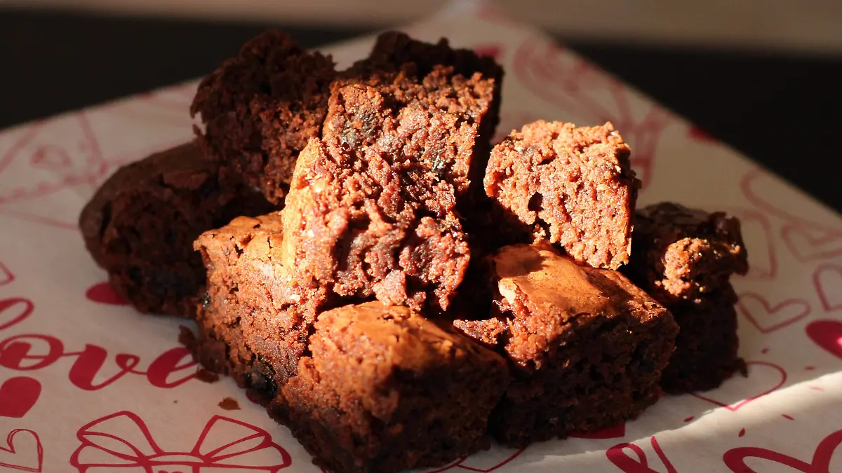 ADEREZO BROWNIES postre