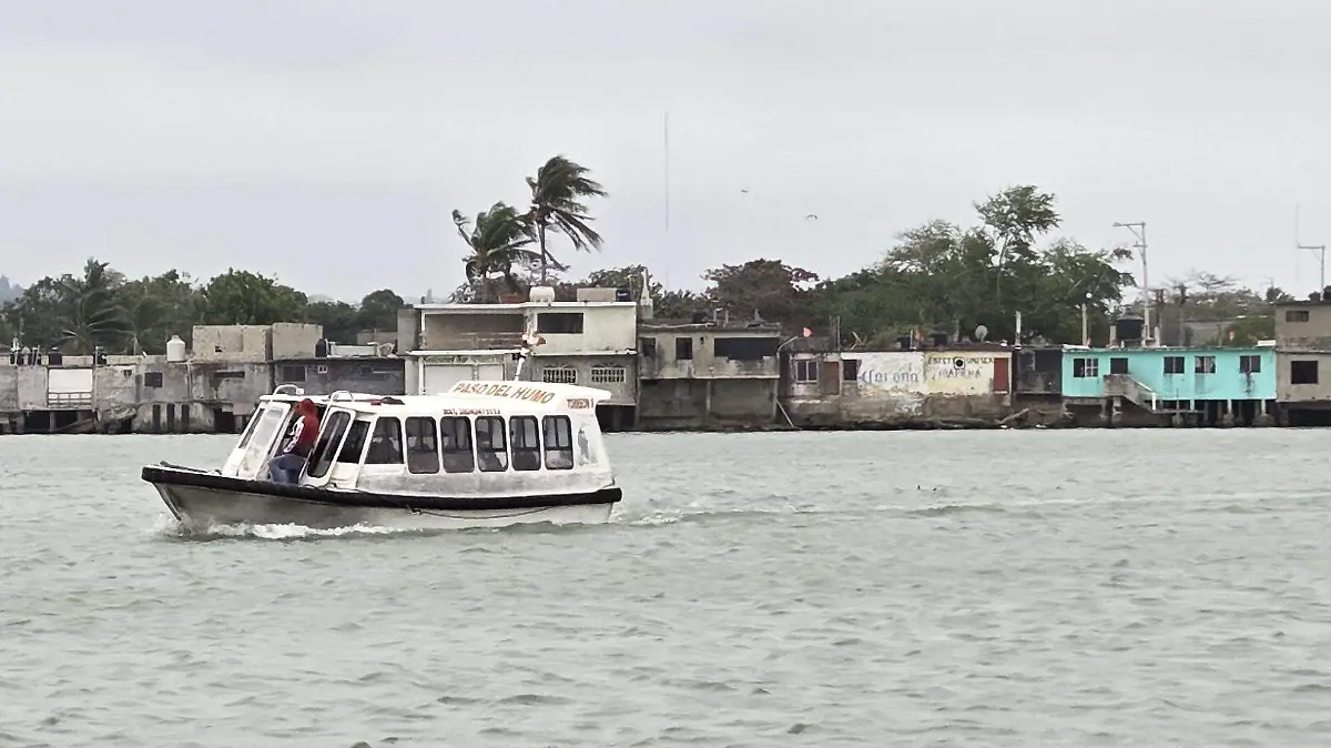 Exhortaron a marinos y pescadores de Tampico a mantenerse informados