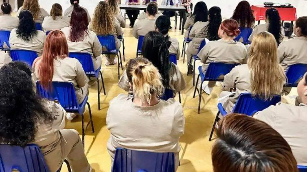 Mujeres en Cedes de Tamaulipas