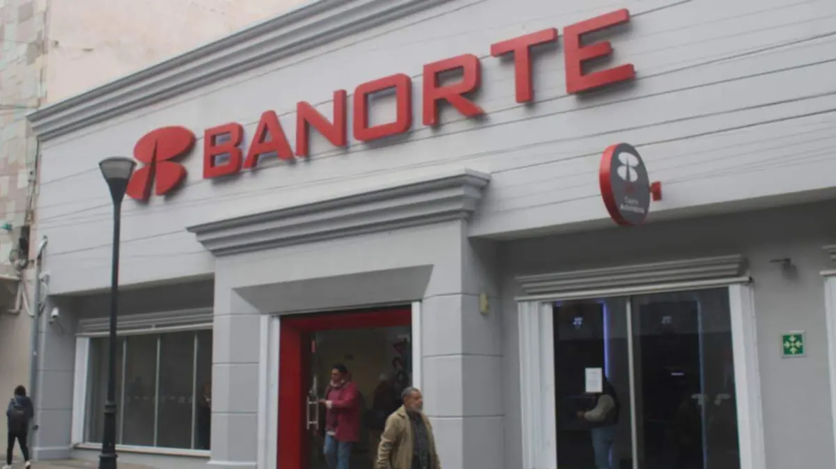 Banco demanda mercantil