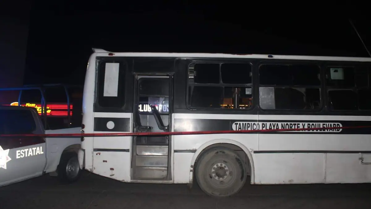 JMC-EL OPERADOR DEL AUTOBUS