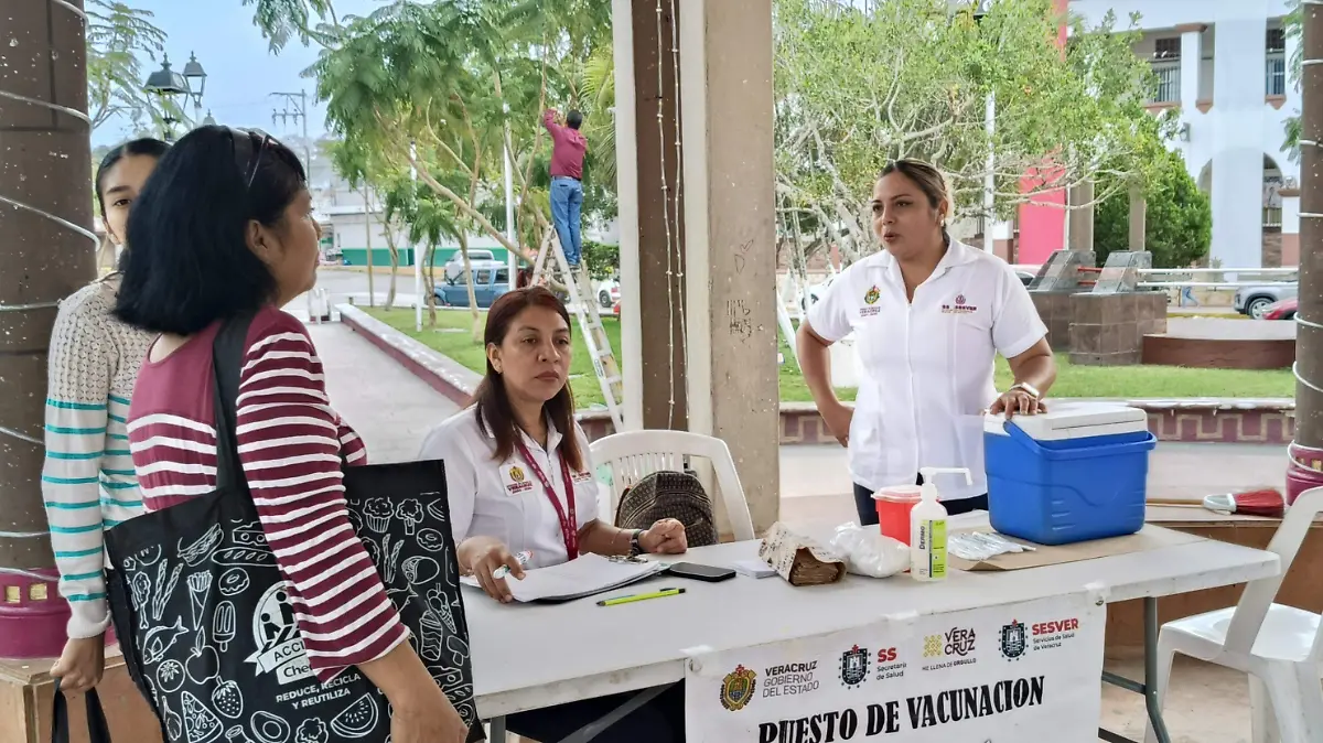 El módulo de vacunación se mantendrá hasta el viernes en el kiosco de la plaza “Aníbal Martínez Cuéllar”