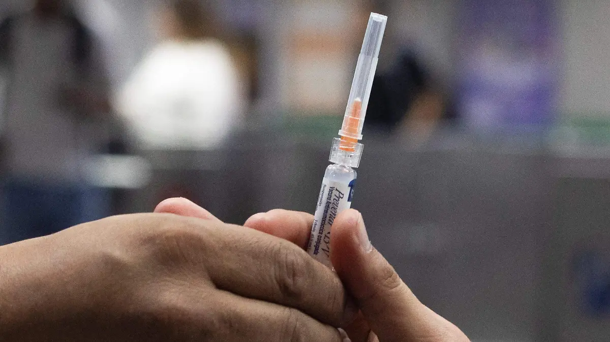 2026-02-10T005131Z_1675272129_RC2DIJANBKY1_RTRMADP_3_MEXICO-HEALTH-MEASLES