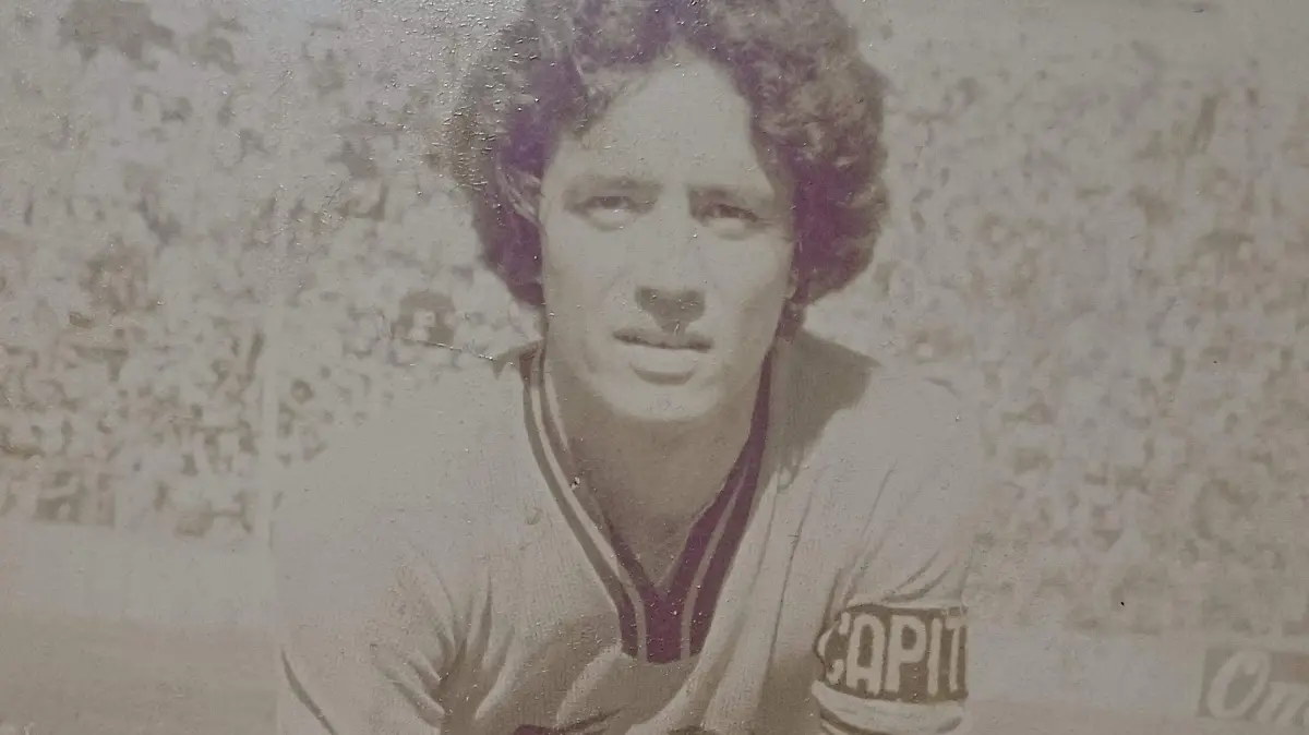 En sus épocas de jugador profesional, Jorge  Garibaldi con la Jaiba Brava