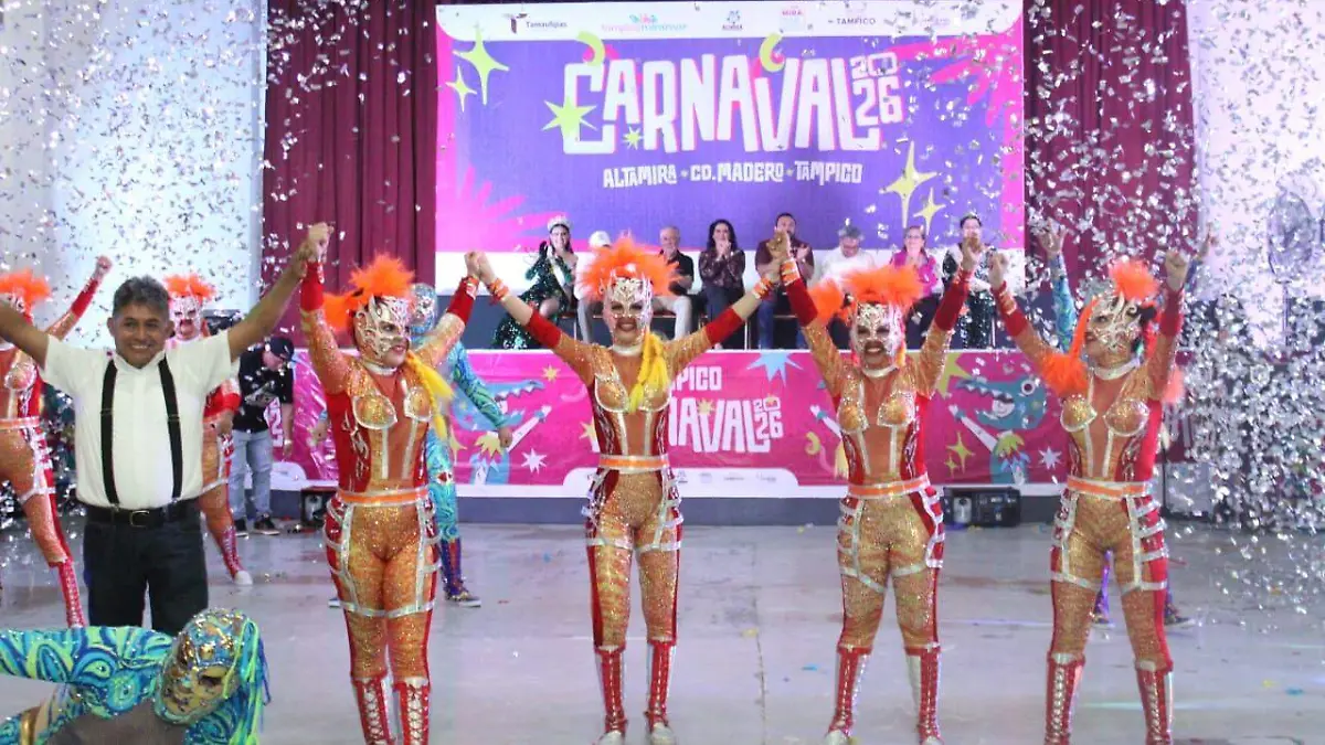 Entre alcaldes, las comparsas fueron premiadas por su participación el Carnaval Conurbado 2026