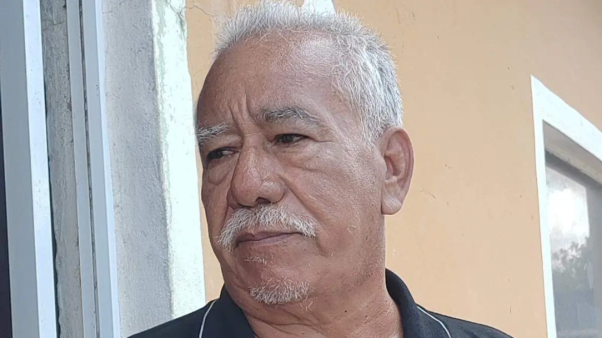 Abraham Lorenzo Rodríguez, productor de okra