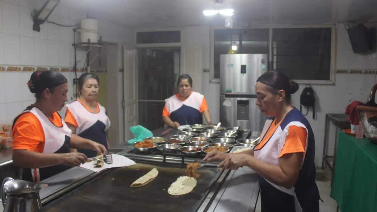 El guisado más popular es de lomito de puerco en asado con queso