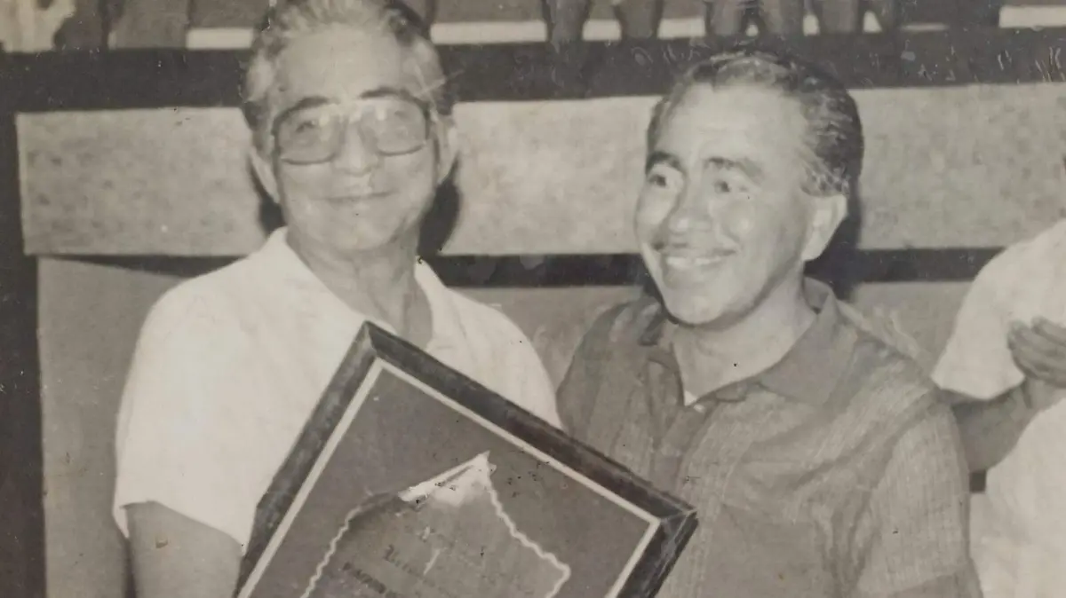 El líder petrolero Joaquín Hernández Galicia se comprometió con la construcción del gimnasio El Mexicano