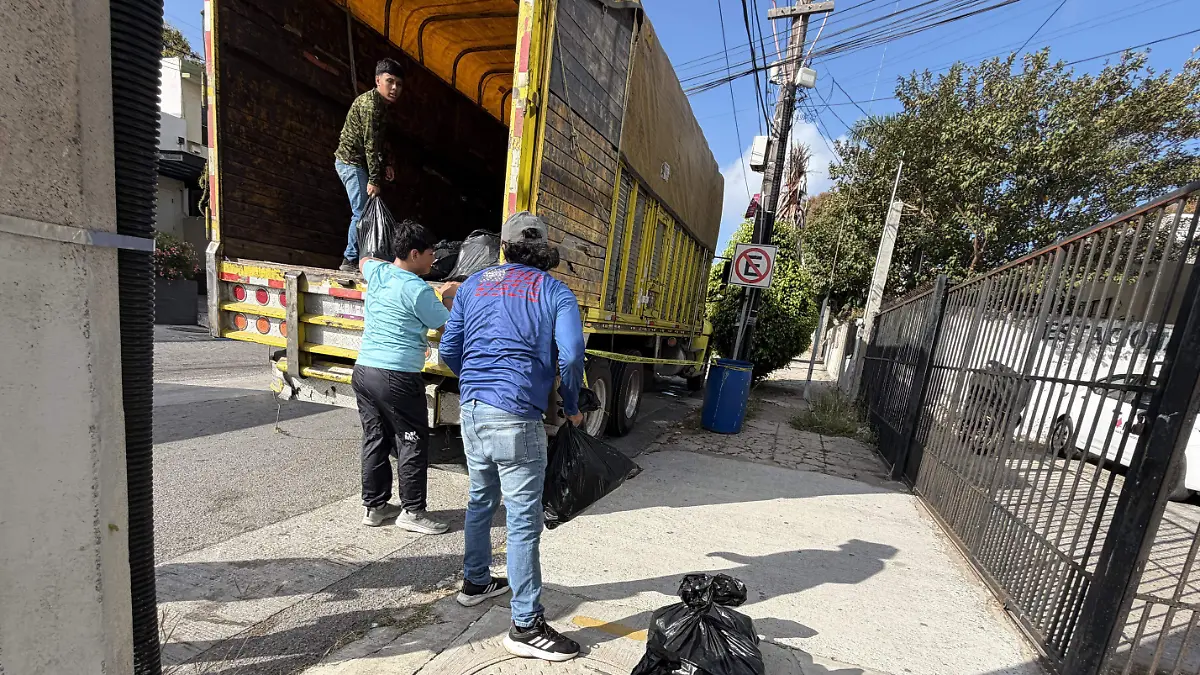 Con la papelería del INE se crearán nuevos libros de texto