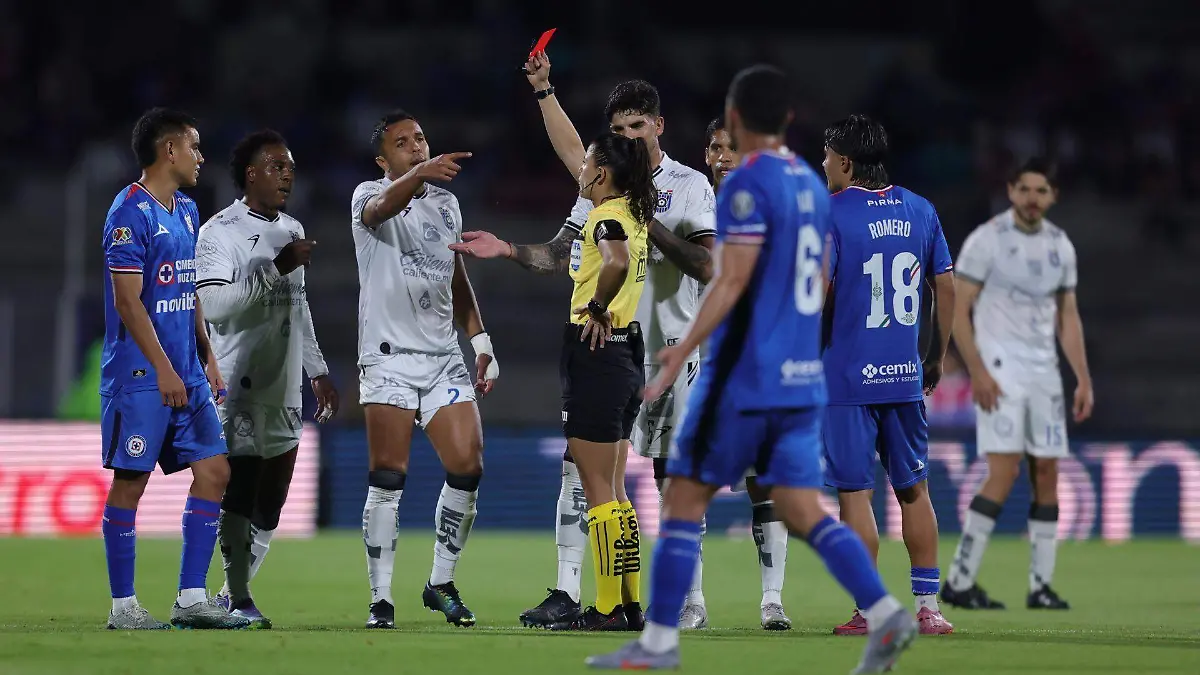 La importancia del árbitro en un partido